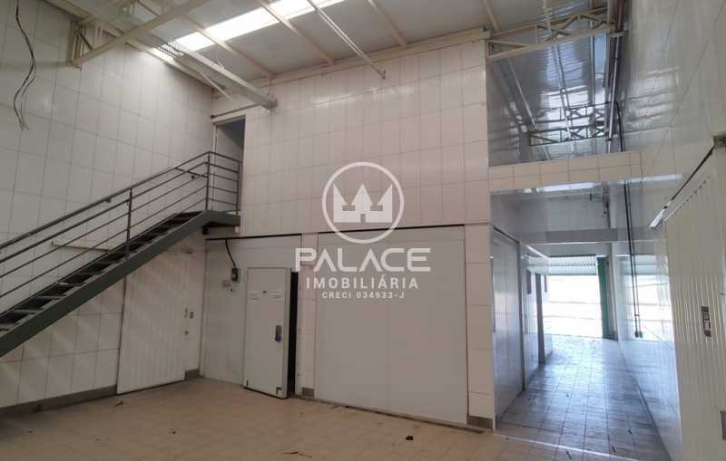 Imagens do imóveis Excelente barracão em Santa Teresinha!