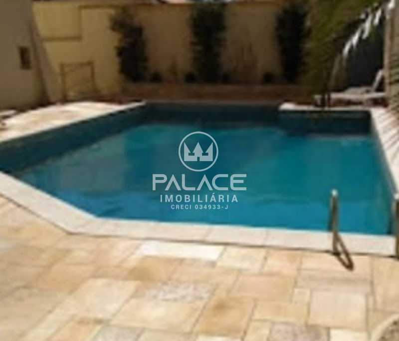 Apartamento :  / Residencial / Alto