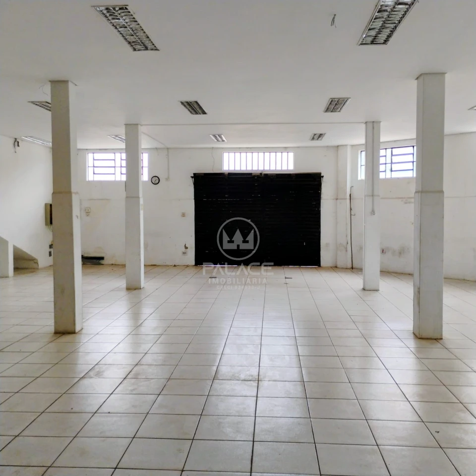 Barracão disponivel para locação