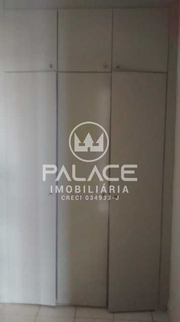 Apartamento :  / Residencial / Alto