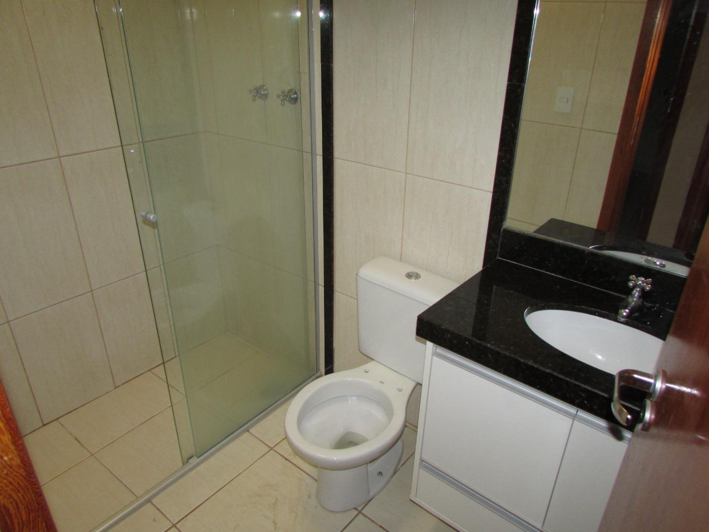CASA PARA LOCAÇÃO COM 3 QUARTOS NO PQ PRIMEIRO DE MAIO