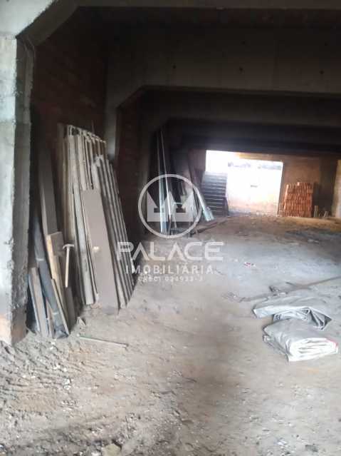 Imagens do imóveis Excelente para investimento, barracão em construção com projeto de arquiteto.