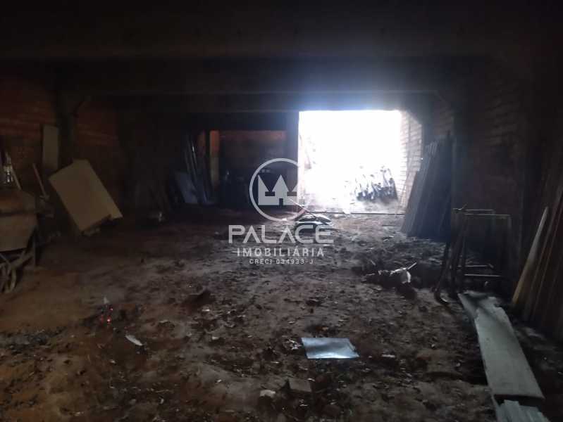 Imagens do imóveis Excelente para investimento, barracão em construção com projeto de arquiteto.