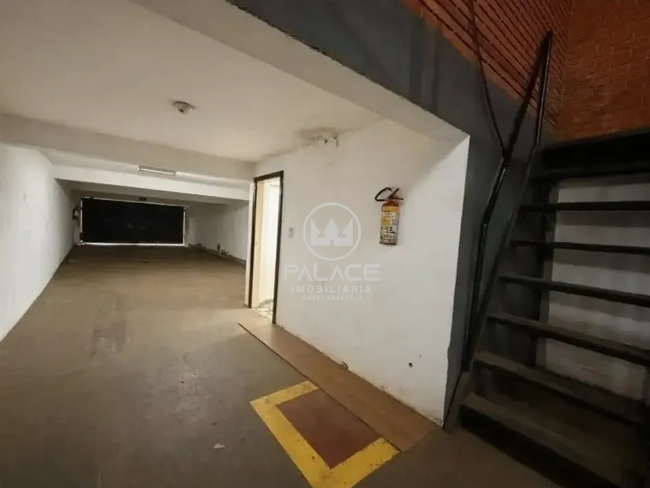 Barracão disponivel para locação