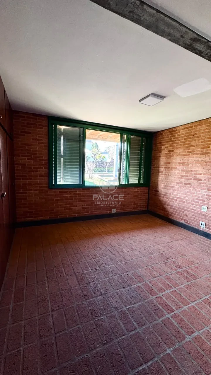 Linda Casa no Bairro São Dimas/Clube de Campo