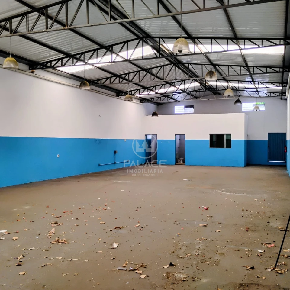 Barracão disponivel para locação