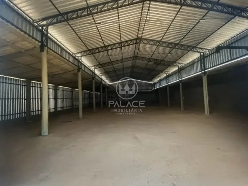 Barracão disponivel para locação