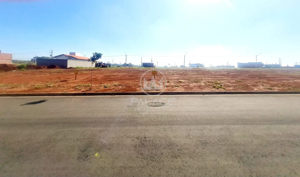 TERRENO Á VENDA EM SALTINHO