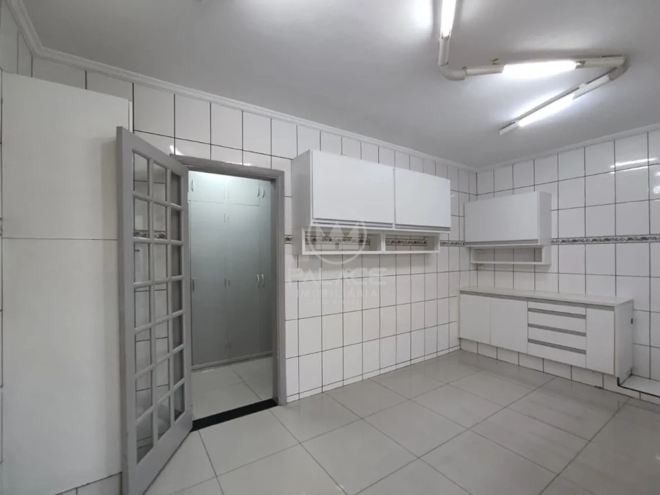 Casa, 3 quartos, 233 m² - Foto 24