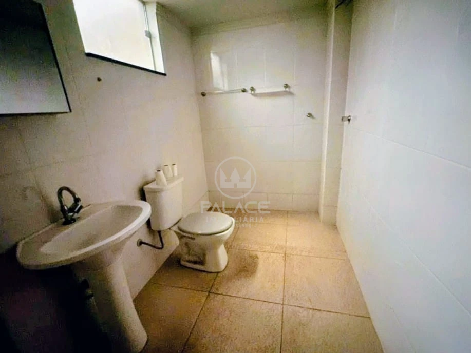 barracão ( Parque Taquaral )