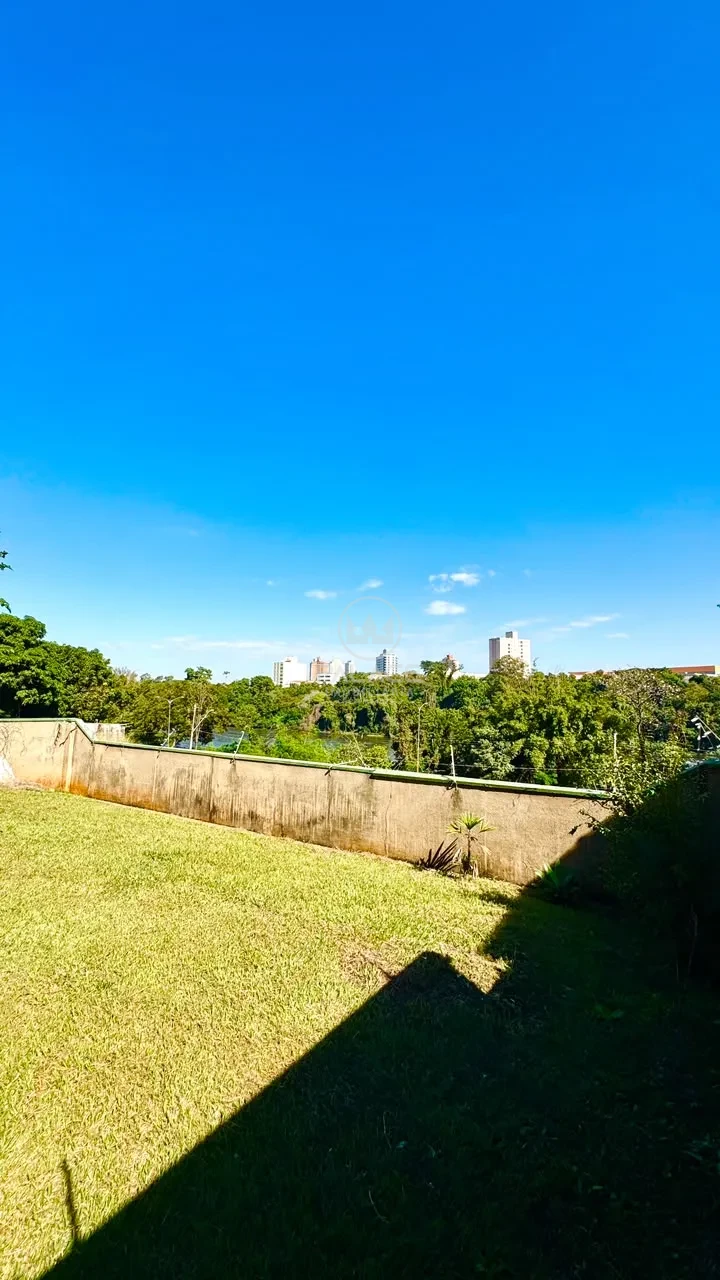 Linda Casa no Bairro São Dimas/Clube de Campo