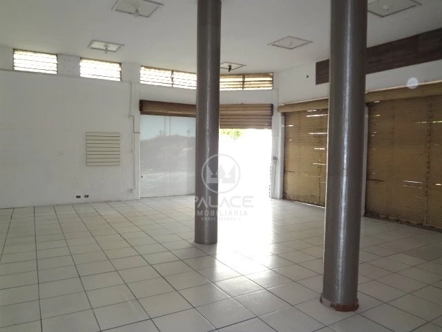 Salão Comercial de Esquina Para Alugar Centro Piracicaba