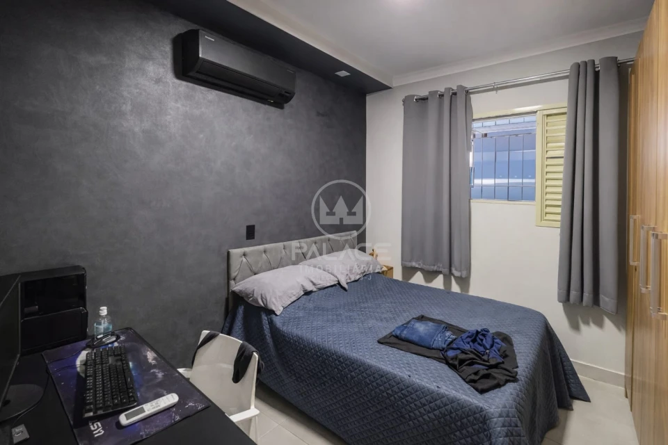 Casa térrea com piscina, a venda no bairro Vila Industrial, Piracicaba, SP.