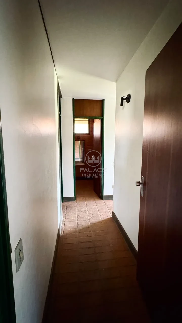 Linda Casa no Bairro São Dimas/Clube de Campo