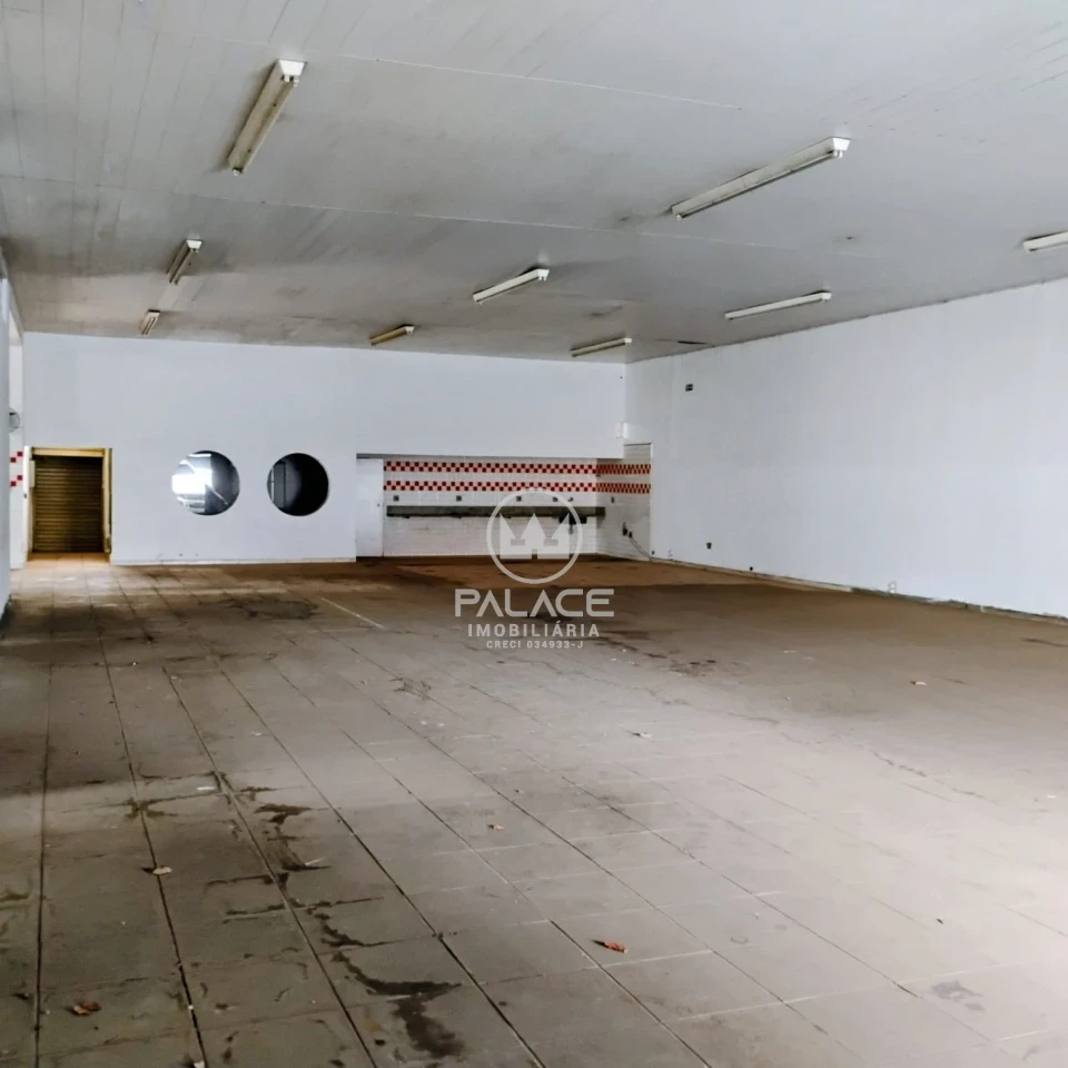 Barracão disponivel para locação