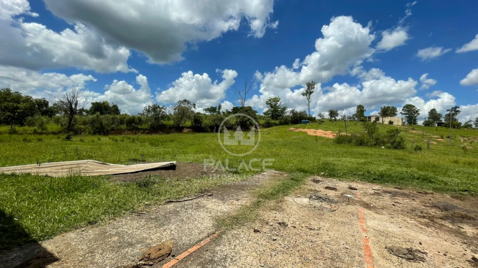 CASA / LOCACAO / RIO DAS PEDRAS/ ROD NELSON CAPRONI / 100M²