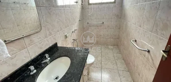 CASA A VENDA NO JARDIM BRASILIA