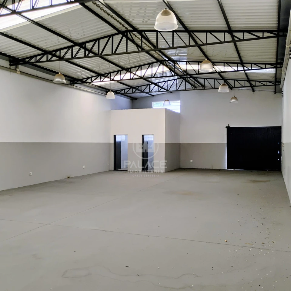Barracão disponivel para locação