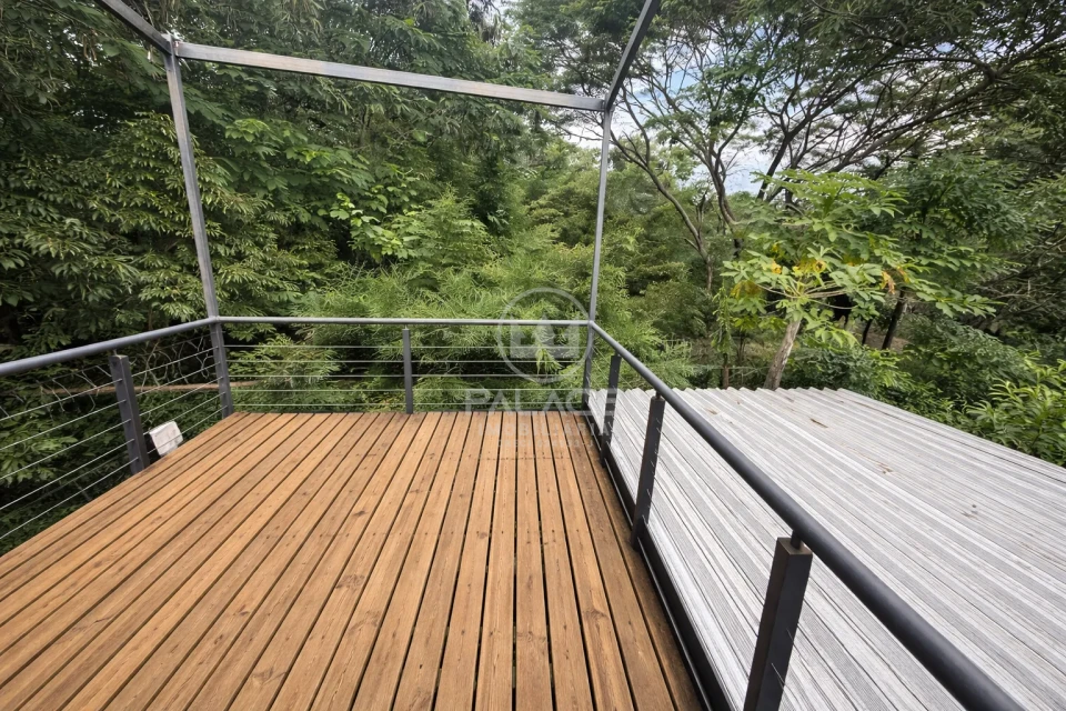 CASA RESIDENCIAL / LOCACAO / 3 QUARTOS / PISCINA /  DOIS CORREGOS