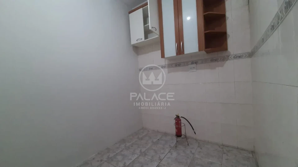 CASA PARA LOCAÇÃO /  3 QUARTOS / 5 VAGAS DE GARAGEM /COMERCIAL /  RESIDENCIAL