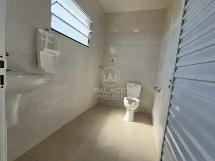 Barracão disponivel para locação