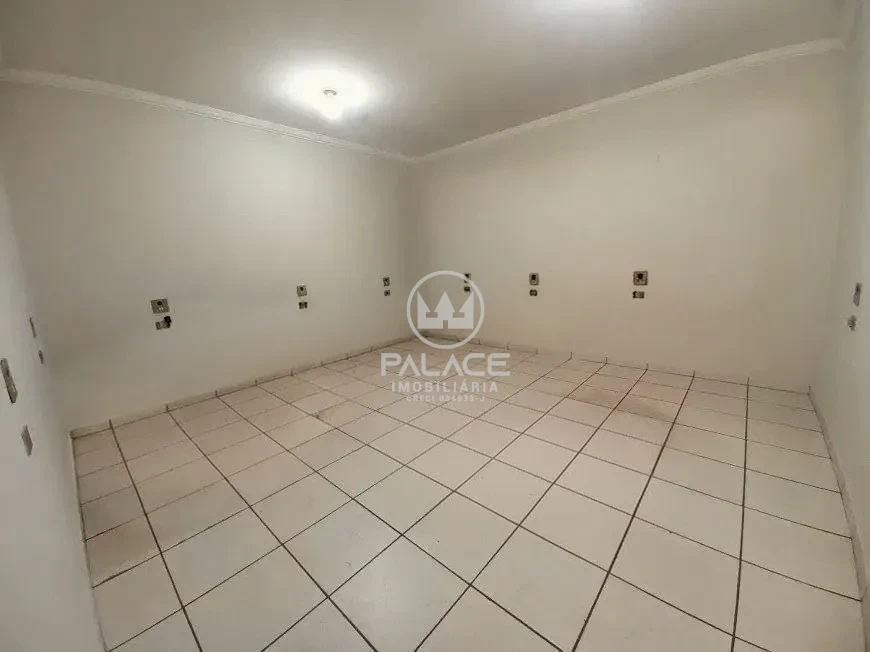Barracão disponivel para locação