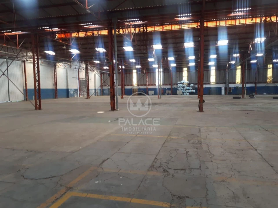 BARRACAO / LOCACAO / MOMBUCA / 3000m² area construida / 20000 m² terreno