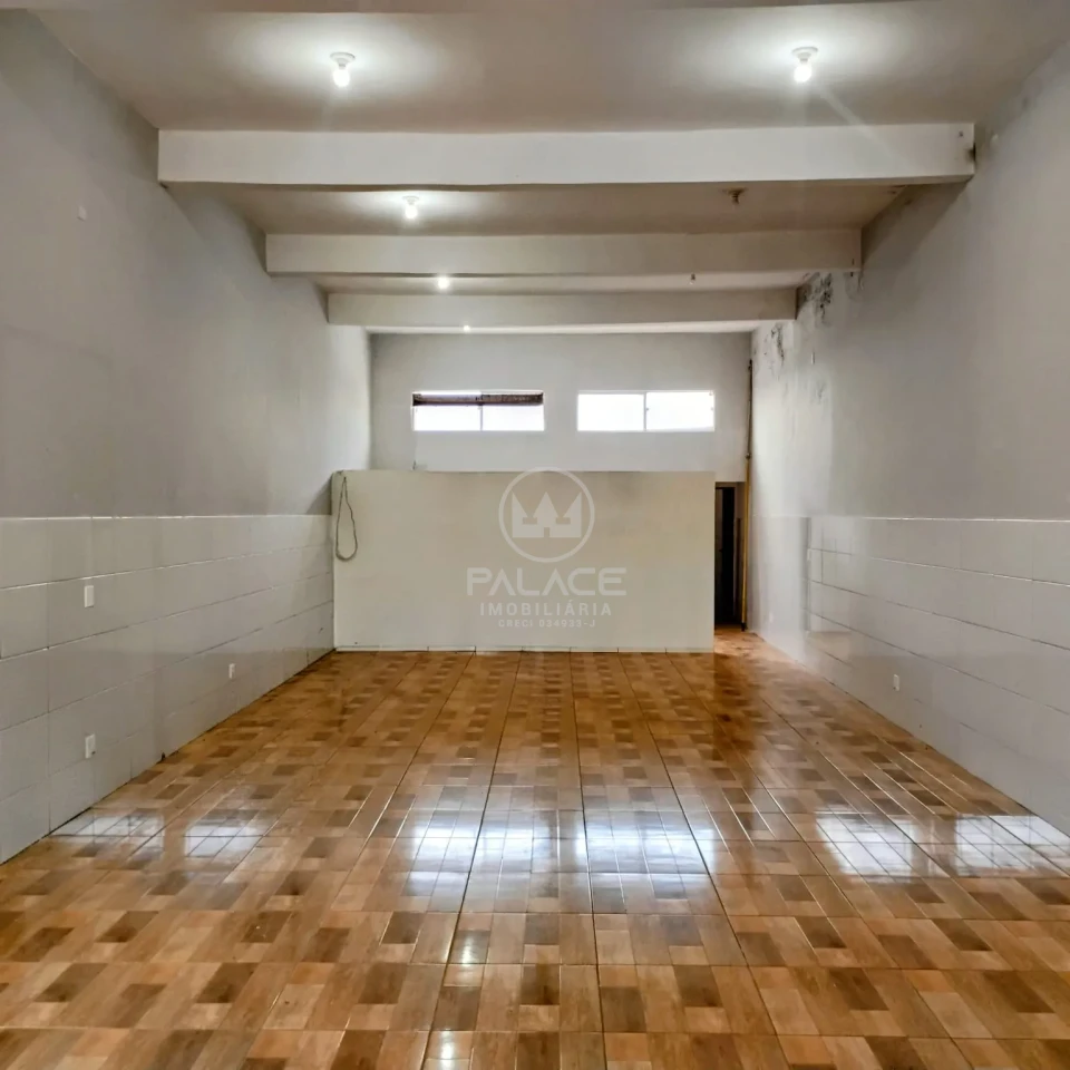 Barracão disponivel para locação