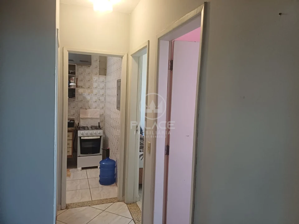 APARTAMENTO A VENDA NO EDIFICIO VERSALHES