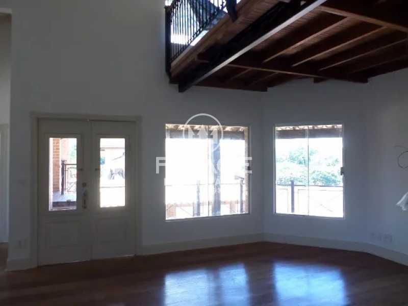 Imagens do imóveis Casa de campo a venda no condomínio Colinas do Piracicaba, SP.