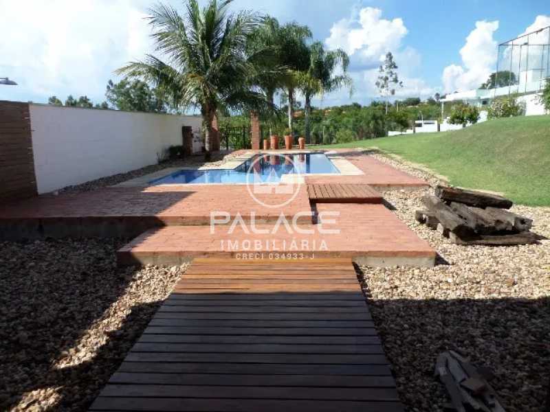 Imagens do imóveis Casa de campo a venda no condomínio Colinas do Piracicaba, SP.