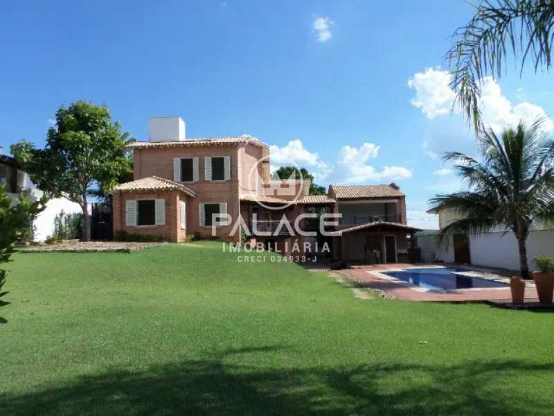 Imagens do imóveis Casa de campo a venda no condomínio Colinas do Piracicaba, SP.