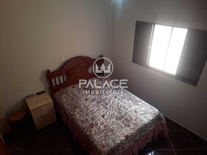 Imagens do imóveis Casa de rua -  / Residencial / Alto