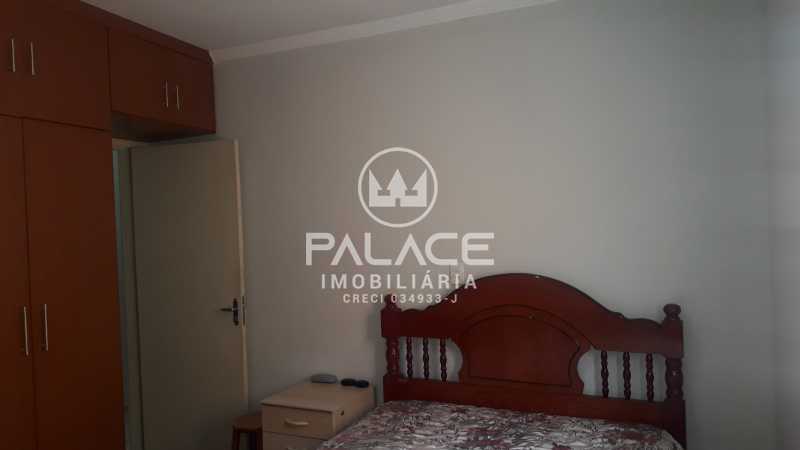 Imagens do imóveis Casa de rua -  / Residencial / Alto