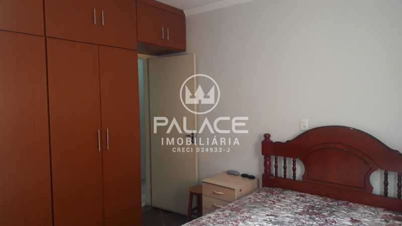 Imagens do imóveis Casa de rua -  / Residencial / Alto