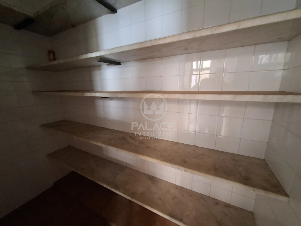 Linda Casa no Bairro São Dimas/Clube de Campo