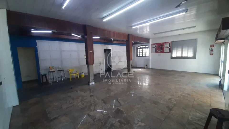 PONTO COMERCIAL / ALEMÃES