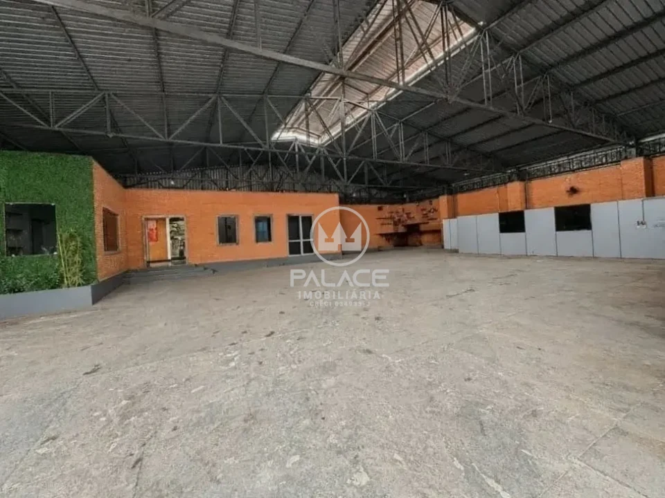Barracão disponivel para locação