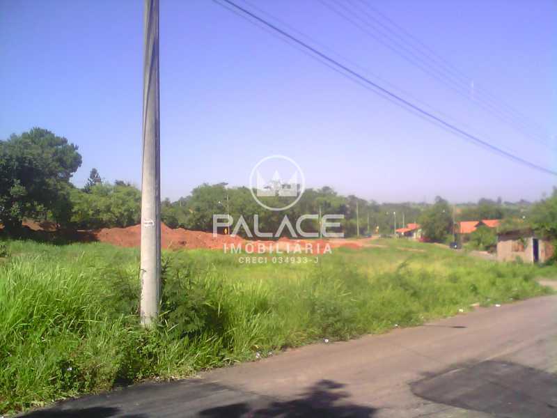 Imagens do imóveis terreno comercial para alugar em glebas california, piracicaba 1887m²