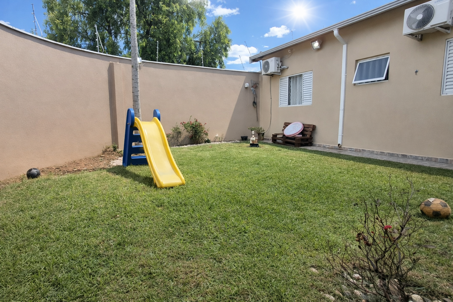 Casa á Venda no bairro Vila Sonia, Piracicaba, SP.