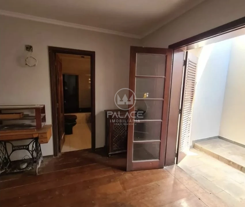 Sobrado À Venda No Centro De Piracicaba