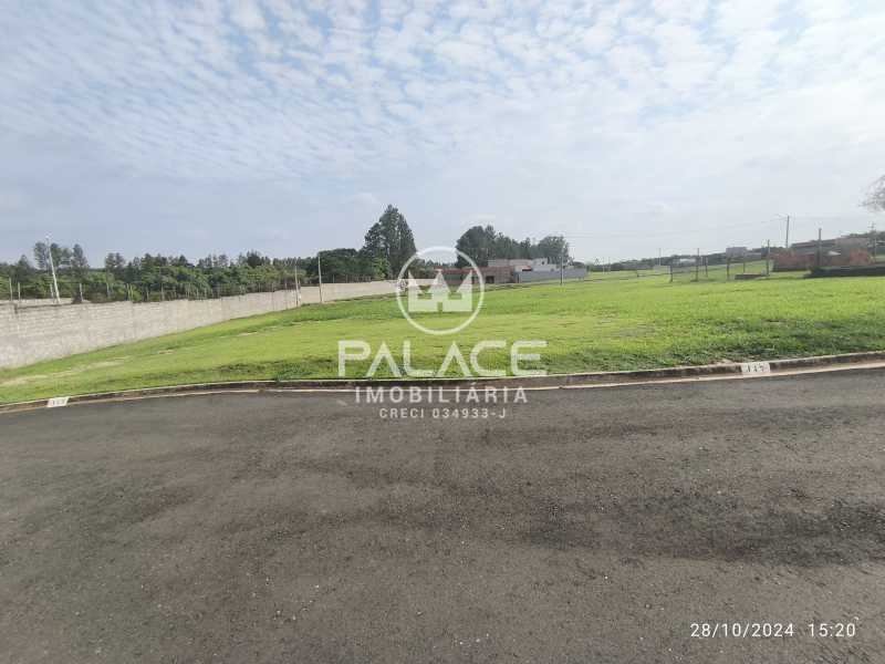 Imagens do imóveis terreno residencial à venda em residencial fazenda pinheirinho, rio das pedras