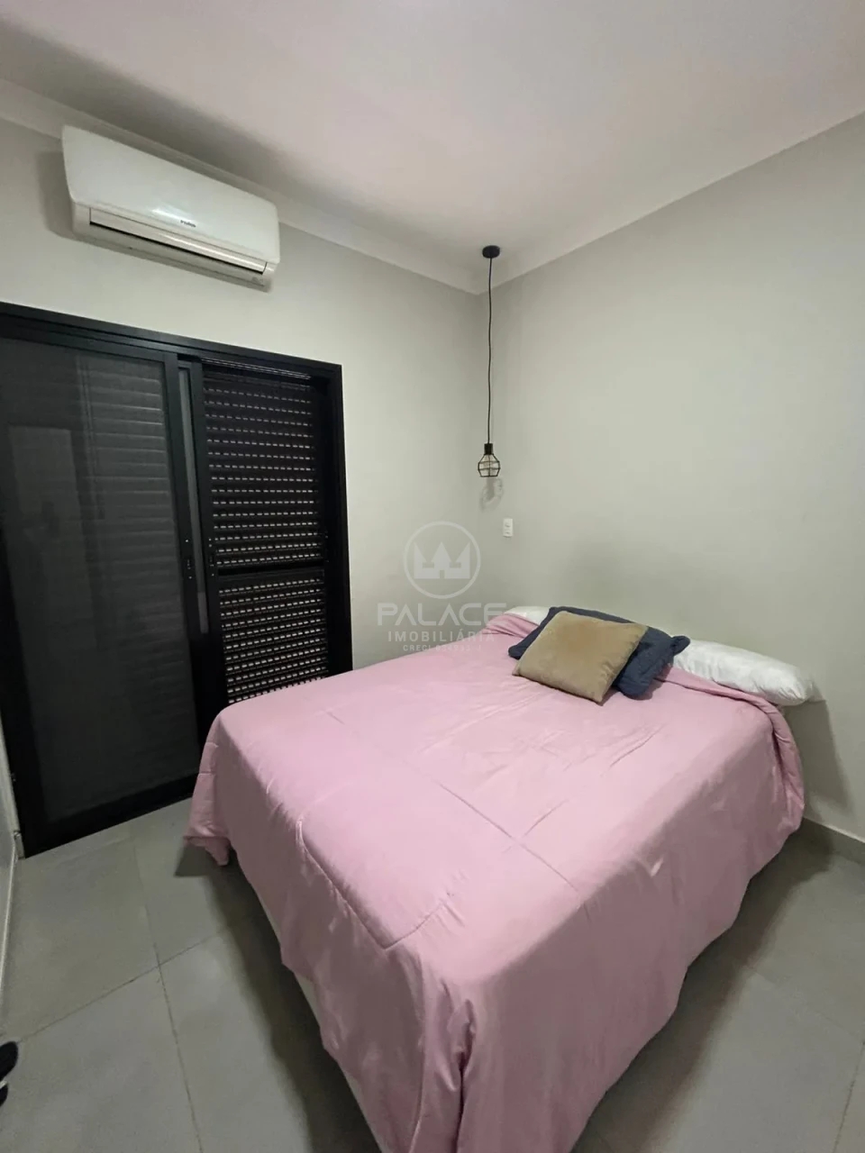 CASA PARA ALUGAR NO CONDOMÍNIO RESERVA DAS PAINEIRAS COM 4 QUARTOS / PIRACICABA