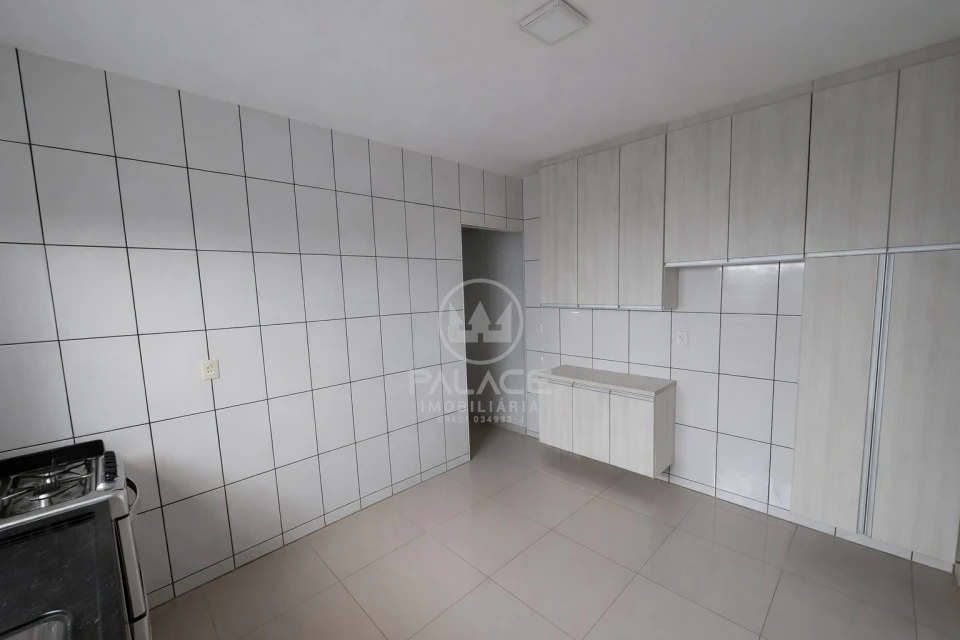 CASA PARA LOCAÇÃO 2 QUARTOS / SANTA TEREZINHA