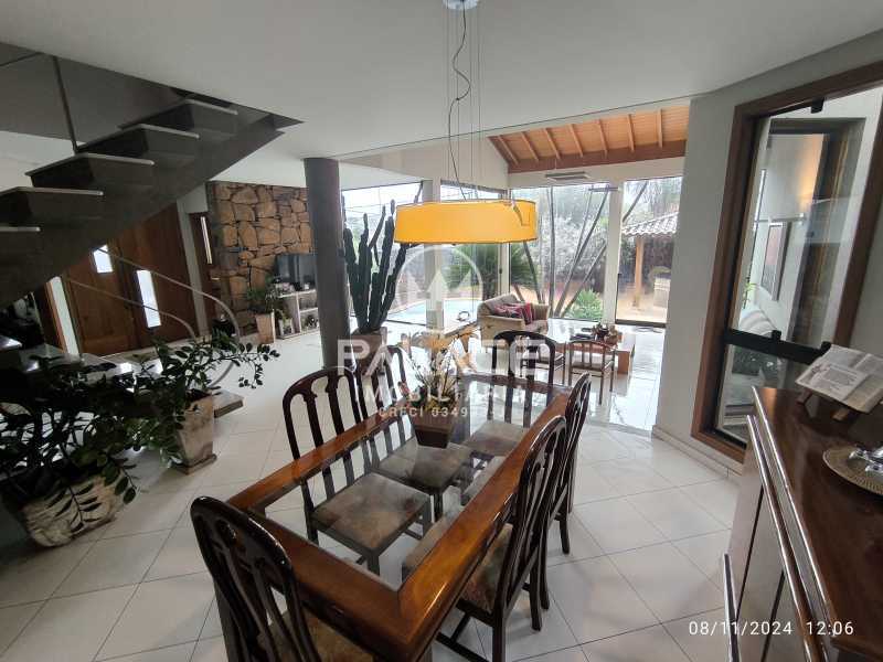 Imagens do imóveis casa à venda em parque santa cecília, piracicaba 3 quartos 243m²