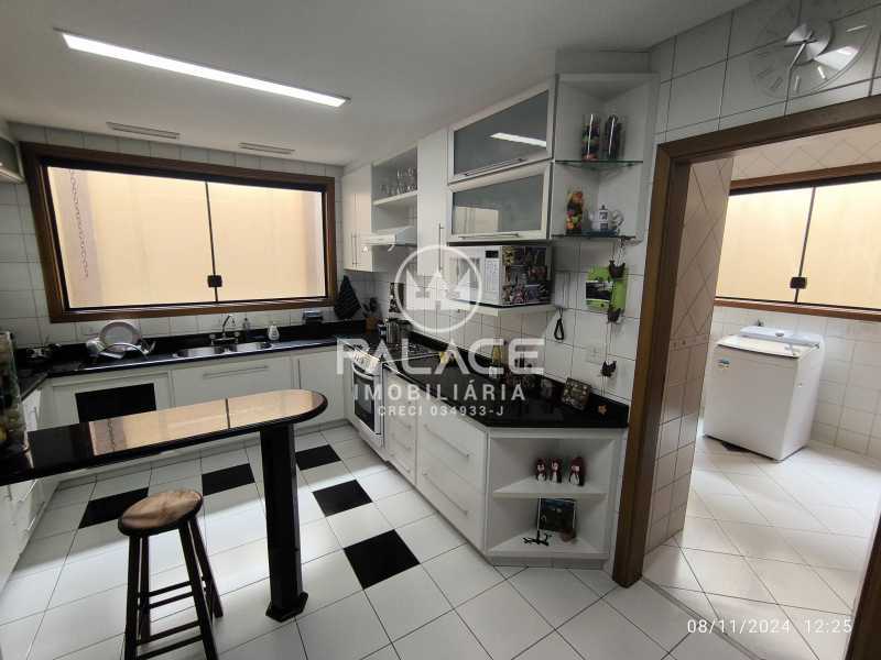 Imagens do imóveis casa à venda em parque santa cecília, piracicaba 3 quartos 243m²