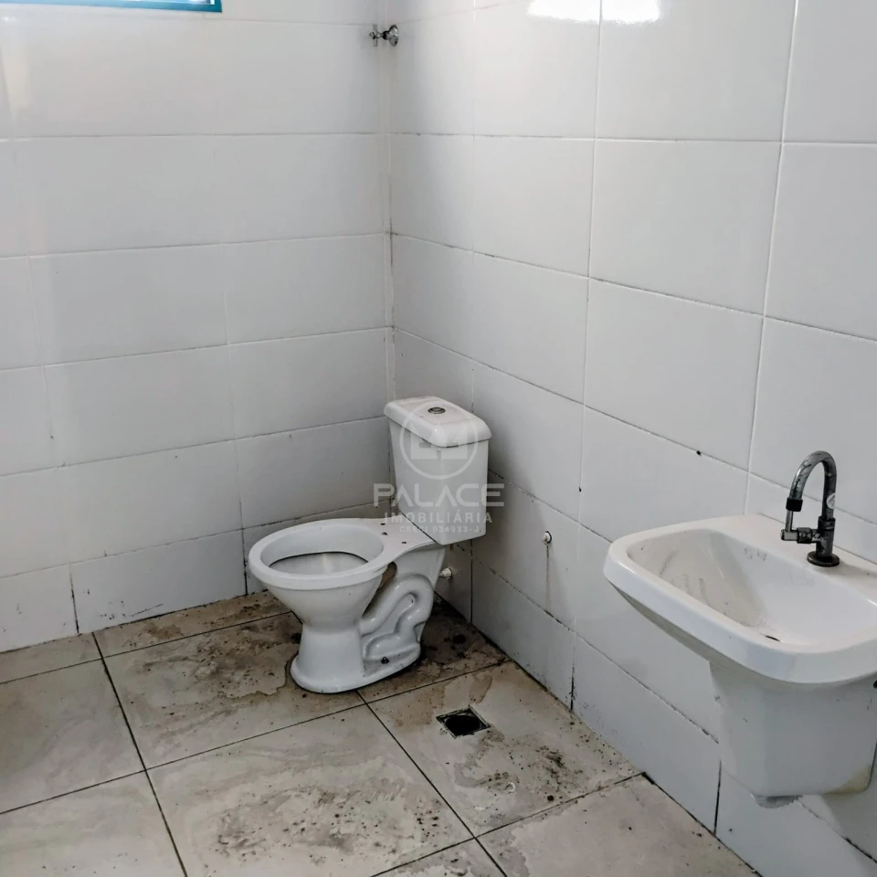 Barracão disponivel para locação