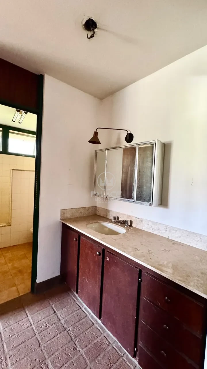 Linda Casa no Bairro São Dimas/Clube de Campo