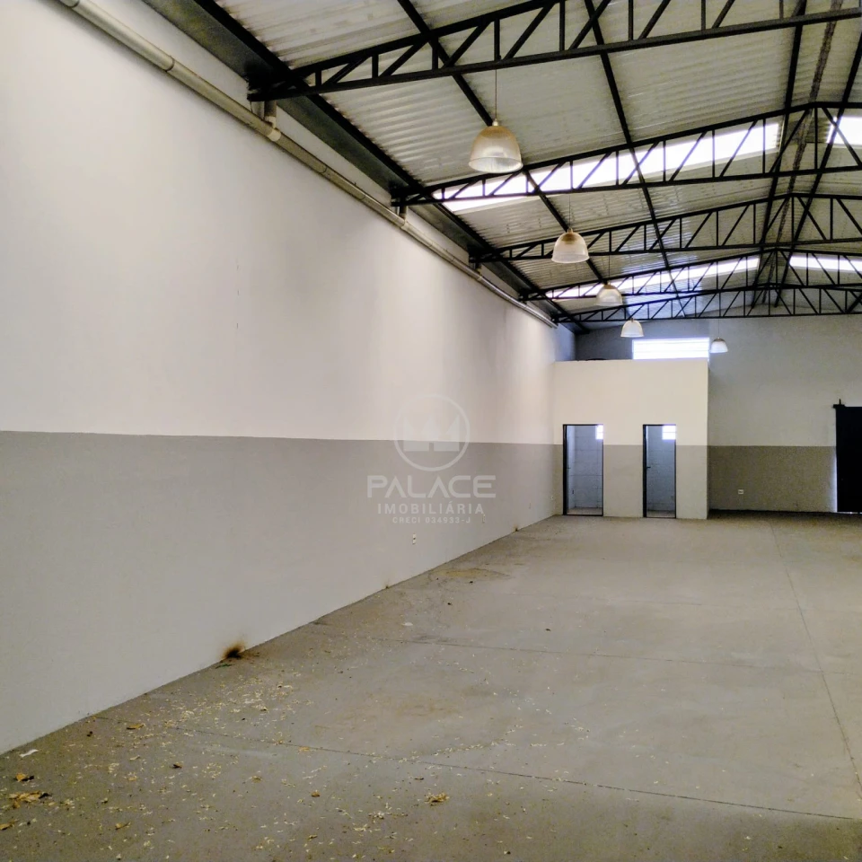 Barracão disponivel para locação
