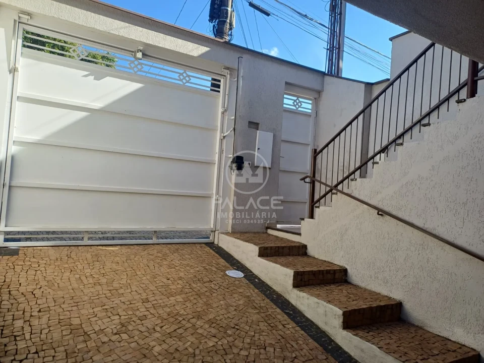 CASA A VENDA NO BAIRRO PIRACICAMIRIM